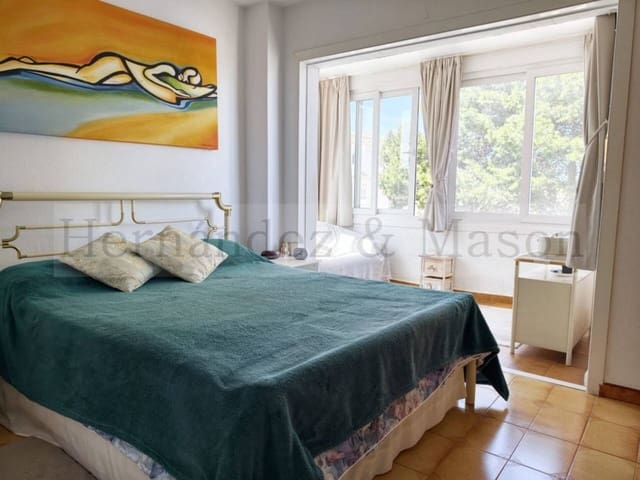 2 slaapkamer Flat te koop in Benalmádena met zwembad garage - € 280.000 (Ref: 9788076)