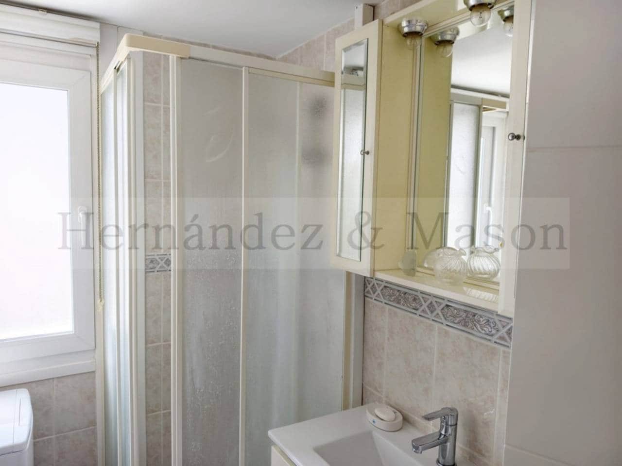 2 bedroom Flat for sale in Benalmadena with pool garage - € 280,000 (Ref: 9788076)