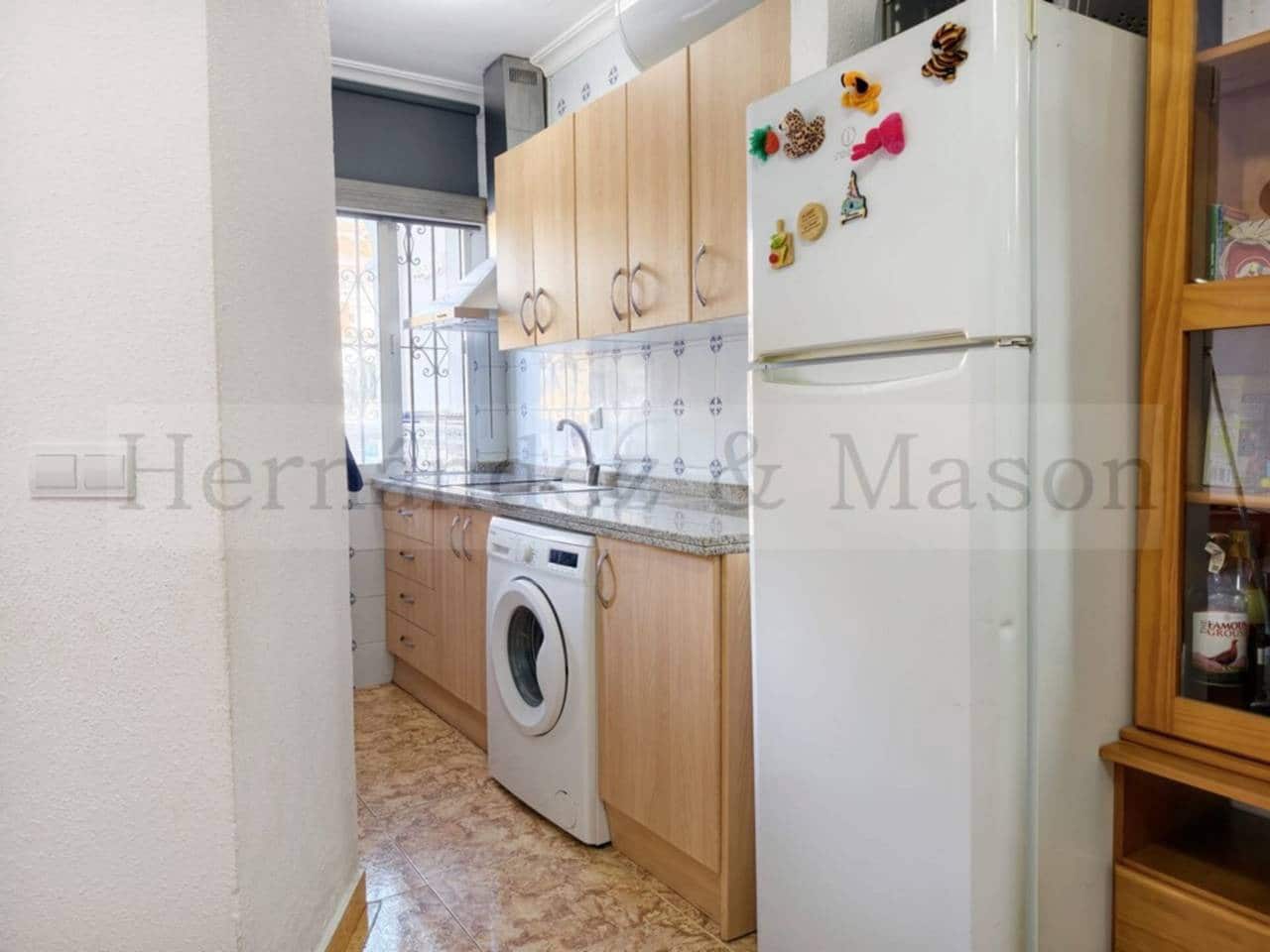 1 bedroom Flat for sale in Benalmadena with pool garage - € 214,000 (Ref: 9790057)