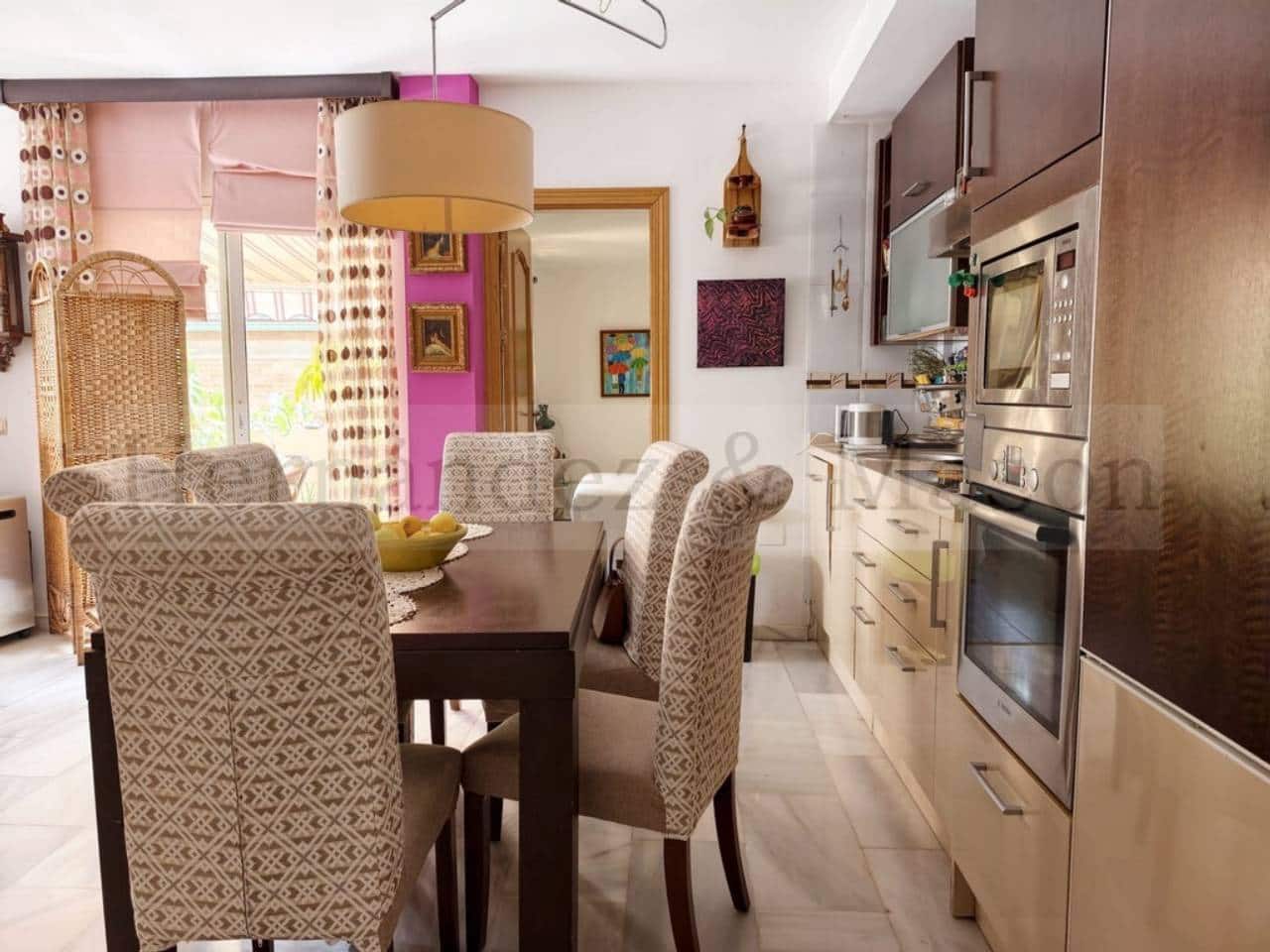 Piso de 2 habitaciones en Torremolinos en venta con garaje - 285.000 € (Ref: 9821863)