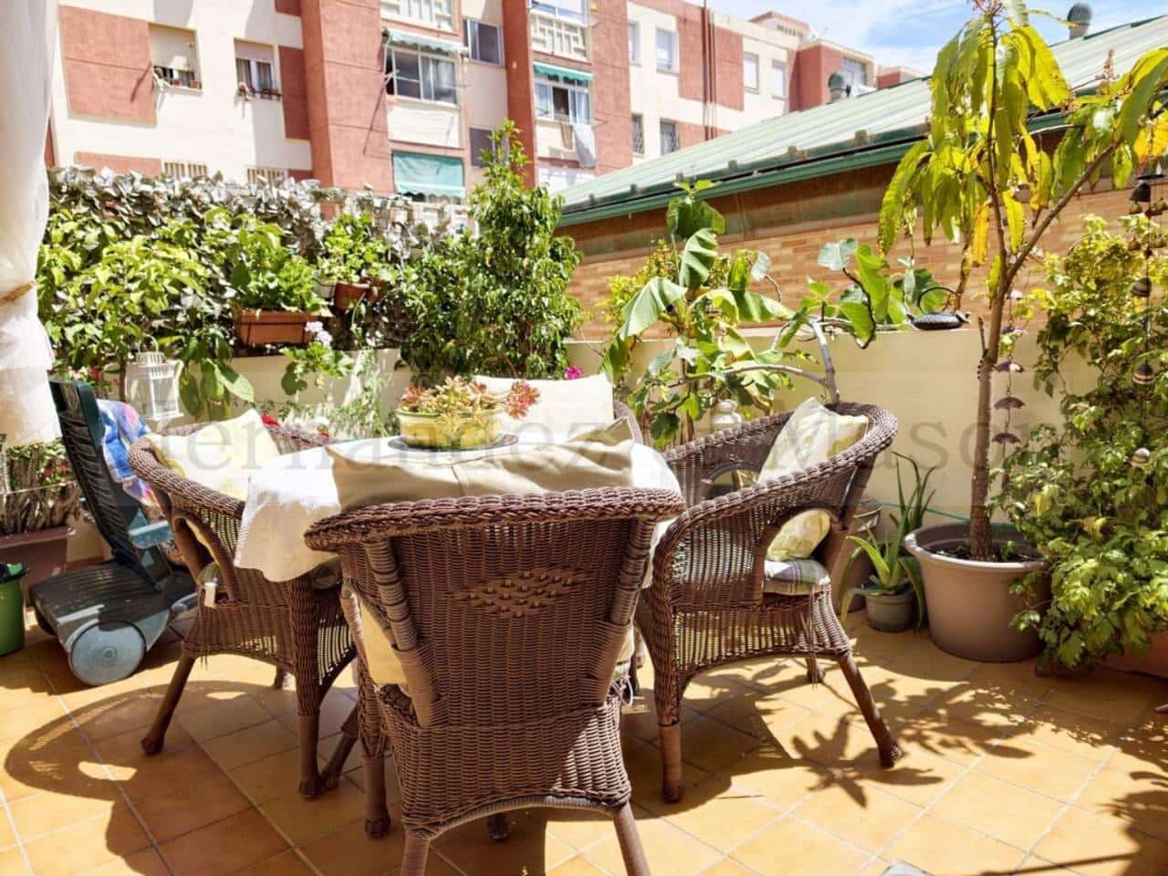 Piso de 2 habitaciones en Torremolinos en venta con garaje - 285.000 € (Ref: 9821863)