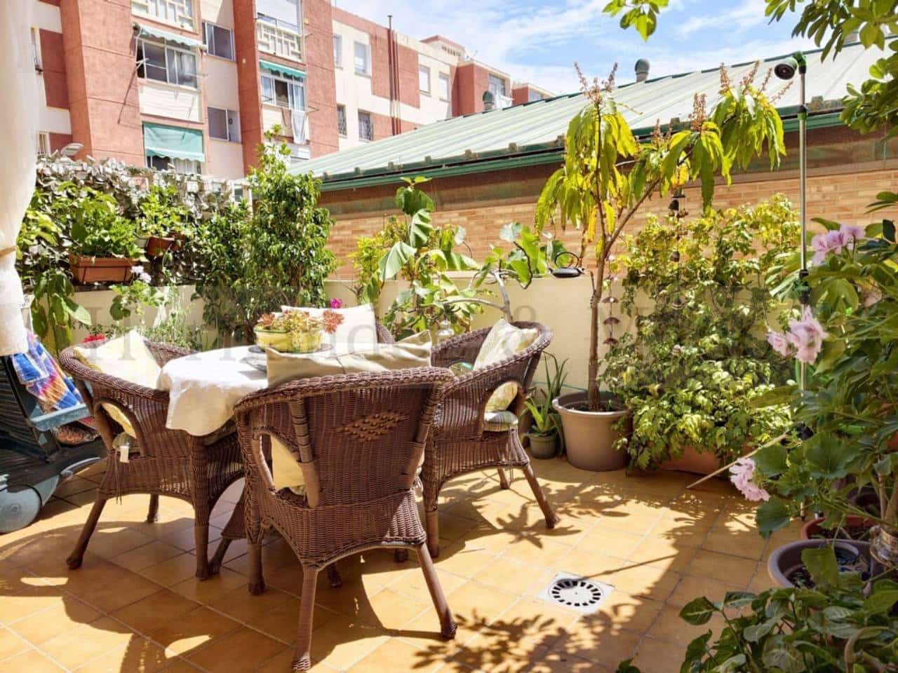 Piso de 2 habitaciones en Torremolinos en venta con garaje - 285.000 € (Ref: 9821863)