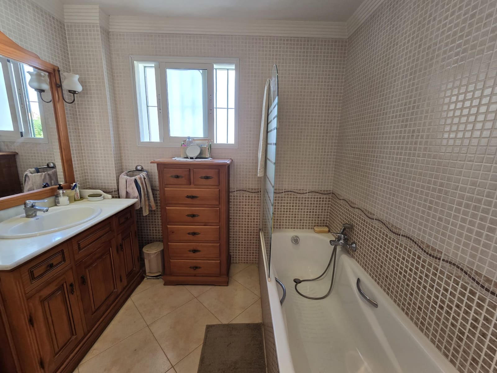 7 sovrum Hus till salu i Alhaurin de la Torre med pool garage - 879 000 € (Ref: 9274734)