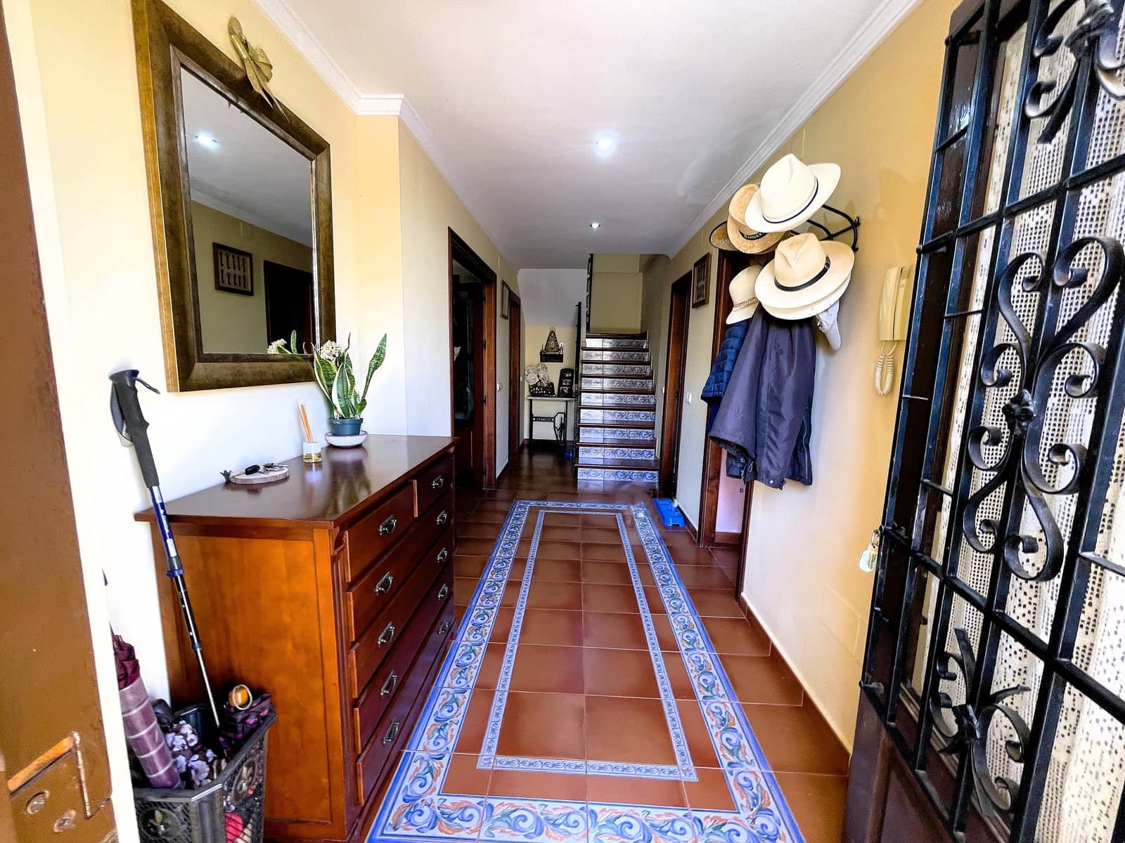 4 soverom Hus til salgs i Alhaurin de la Torre med svømmebasseng garasje - € 580 000 (Ref: 9274735)