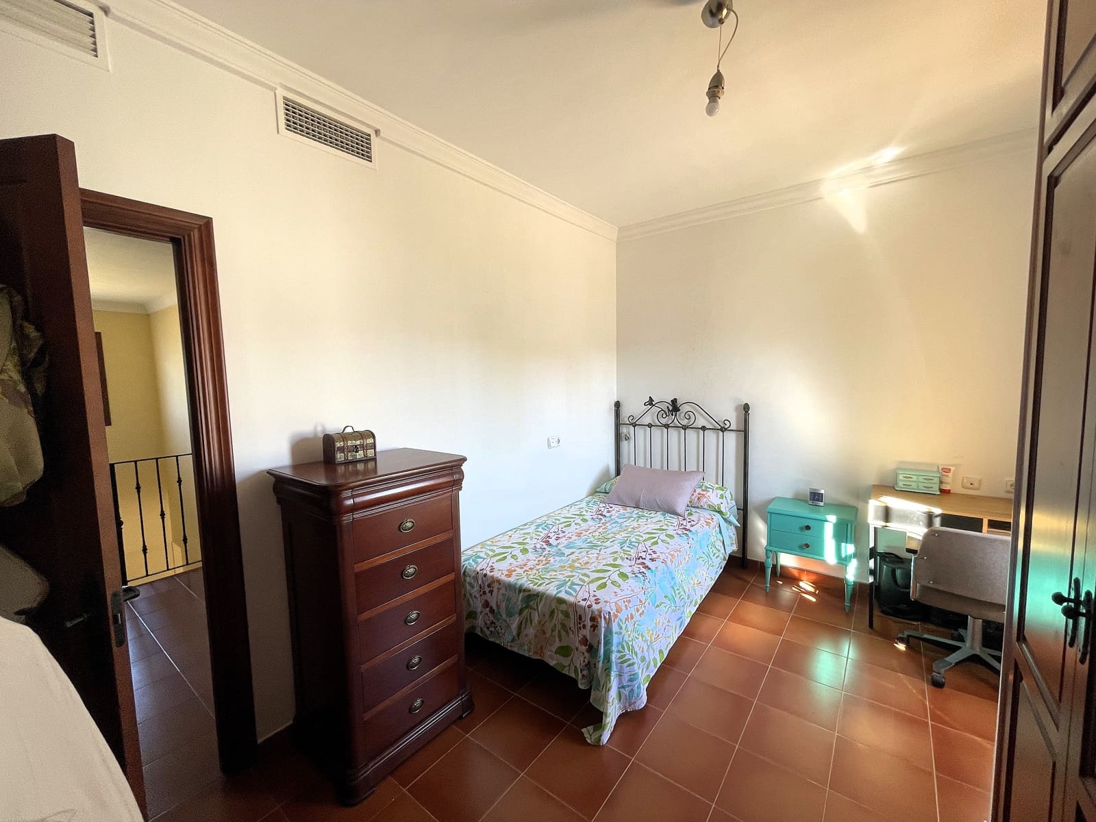 4 soverom Hus til salgs i Alhaurin de la Torre med svømmebasseng garasje - € 580 000 (Ref: 9274735)