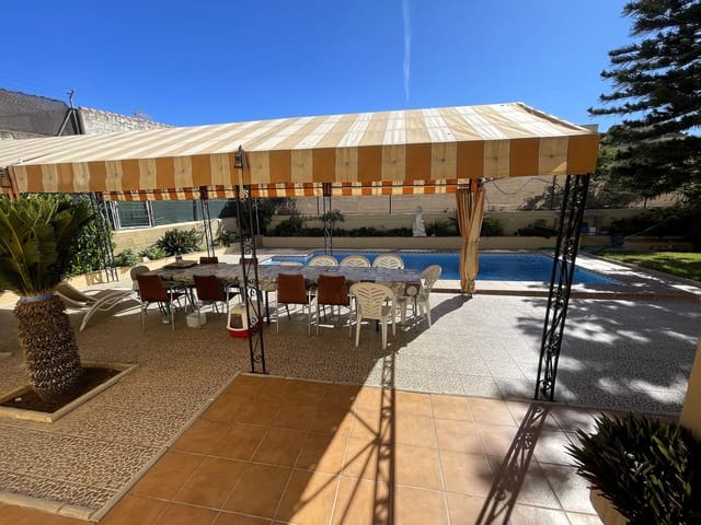 4 sovrum Hus till salu i Alhaurín de la Torre med pool garage - 580 000 € (Ref: 9274735)