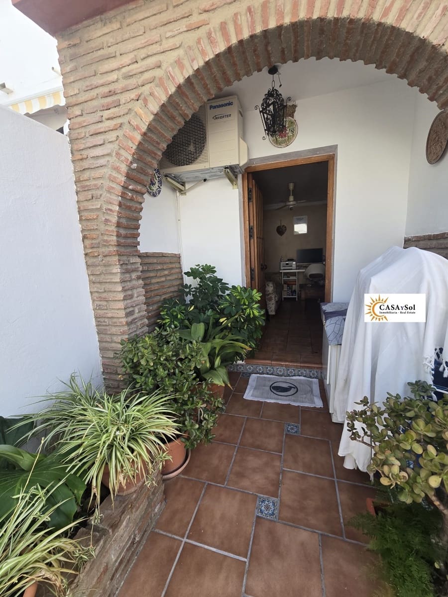 3 soveværelse Rækkehus til salg i Alhaurin de la Torre med swimmingpool garage - € 439.000 (Ref: 9278535)