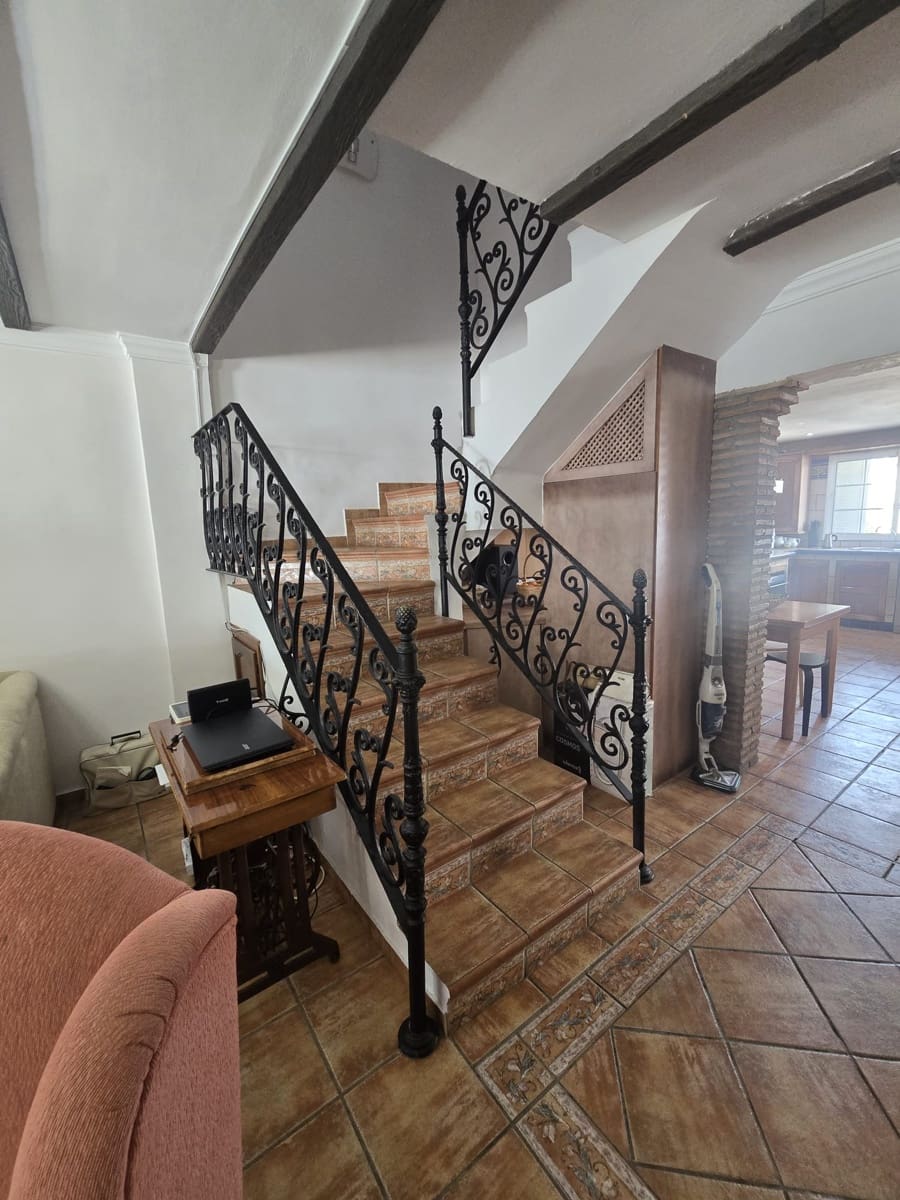 3 soveværelse Rækkehus til salg i Alhaurin de la Torre med swimmingpool garage - € 439.000 (Ref: 9278535)