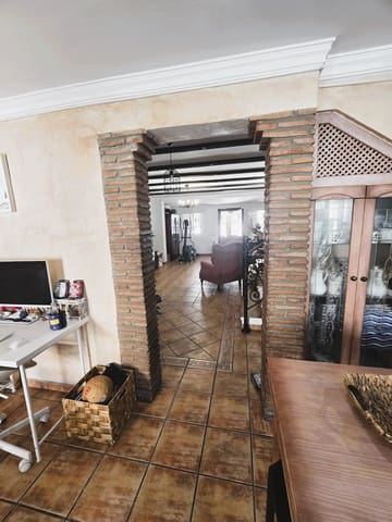 Adosado de 3 habitaciones en Alhaurín de la Torre en venta con piscina garaje - 439.000 € (Ref: 9278535)