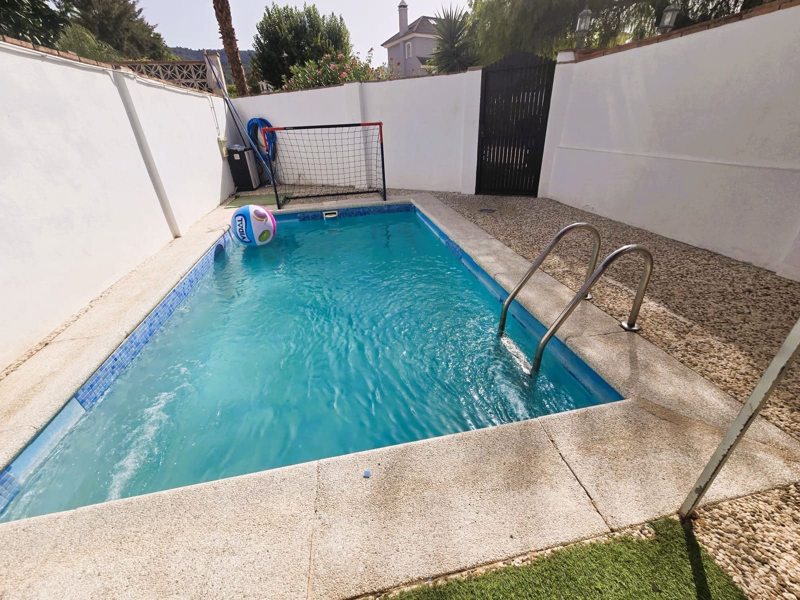 3 soveværelse Rækkehus til salg i Alhaurin de la Torre med swimmingpool garage - € 439.000 (Ref: 9278535)