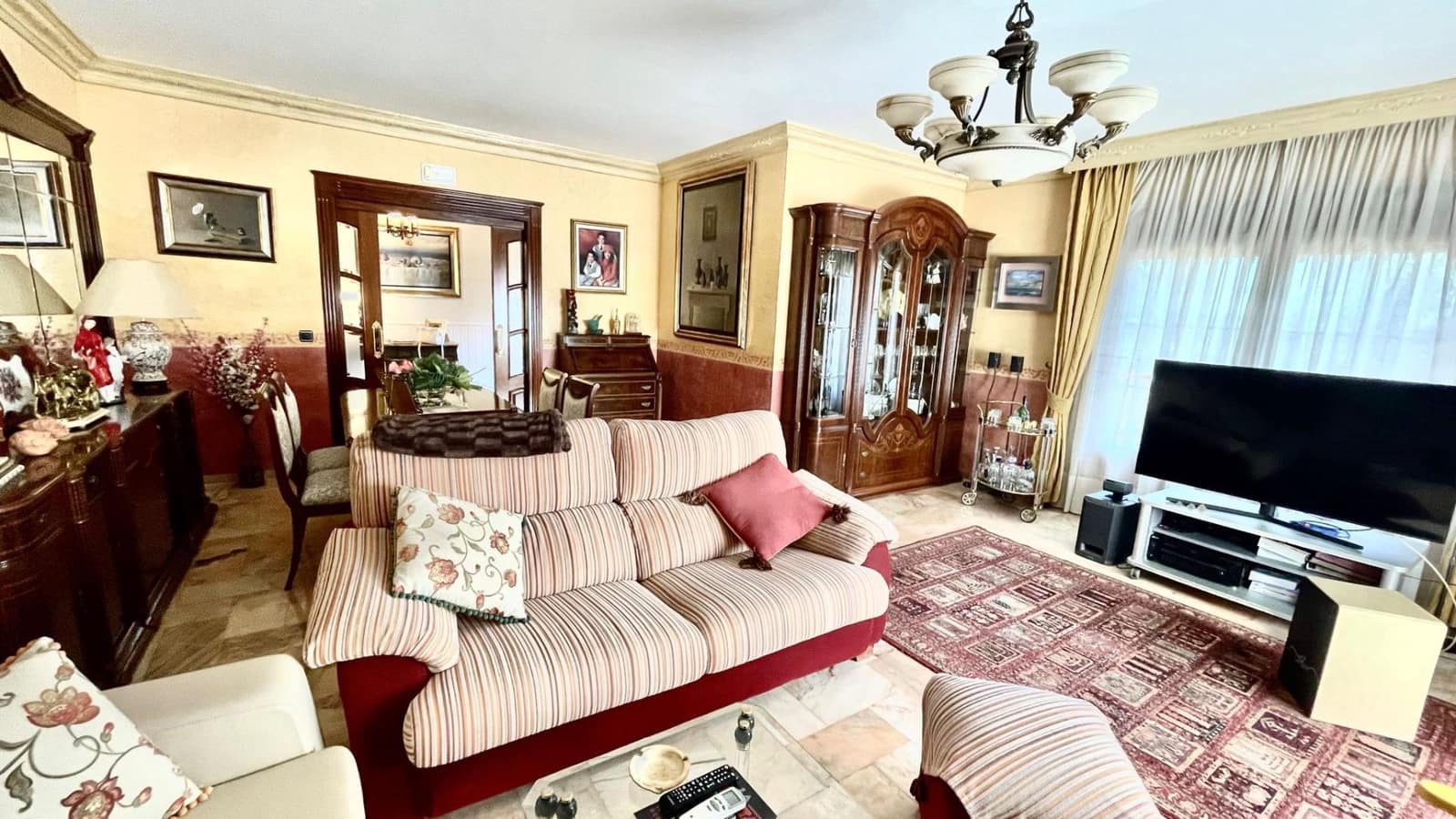 7 soveværelse Byhus til salg i Alhaurin de la Torre med swimmingpool garage - € 799.000 (Ref: 9278600)