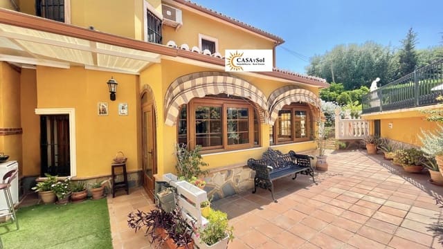 7 sovrum Hus till salu i Alhaurín de la Torre med pool garage - 799 000 € (Ref: 9278600)