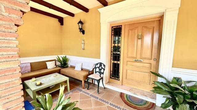 7 sovrum Hus till salu i Alhaurín de la Torre med pool garage - 799 000 € (Ref: 9278600)