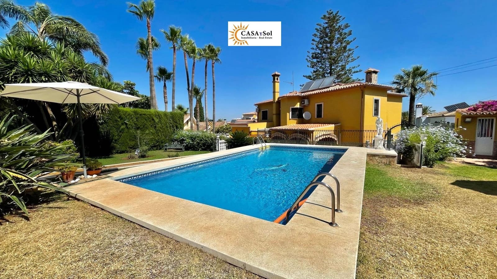 7 soveværelse Byhus til salg i Alhaurin de la Torre med swimmingpool garage - € 799.000 (Ref: 9278600)