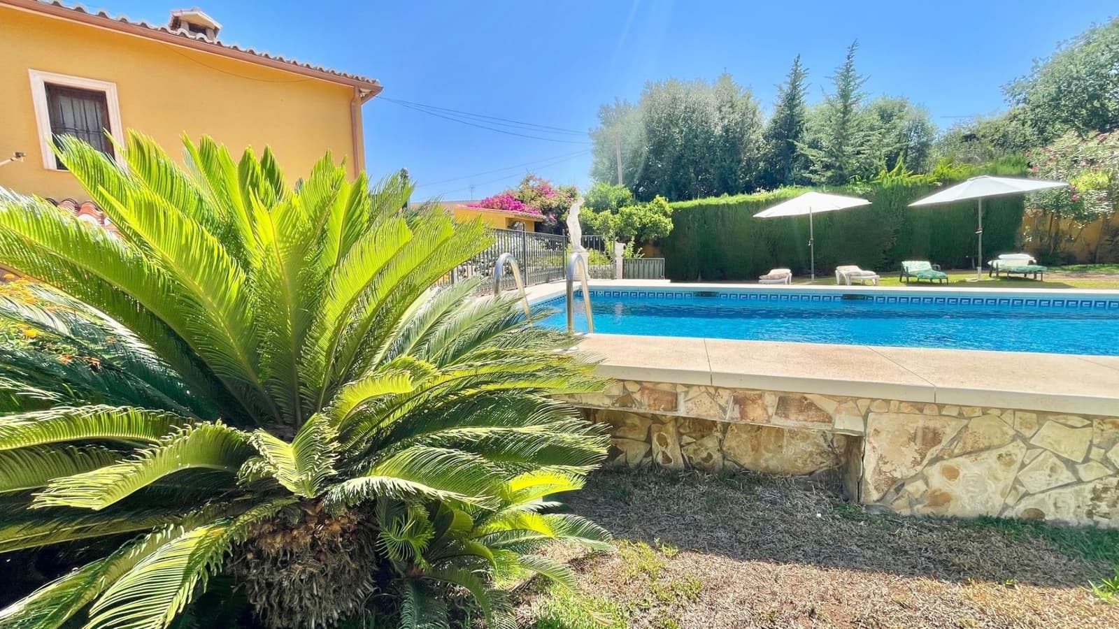 7 soveværelse Byhus til salg i Alhaurin de la Torre med swimmingpool garage - € 799.000 (Ref: 9278600)