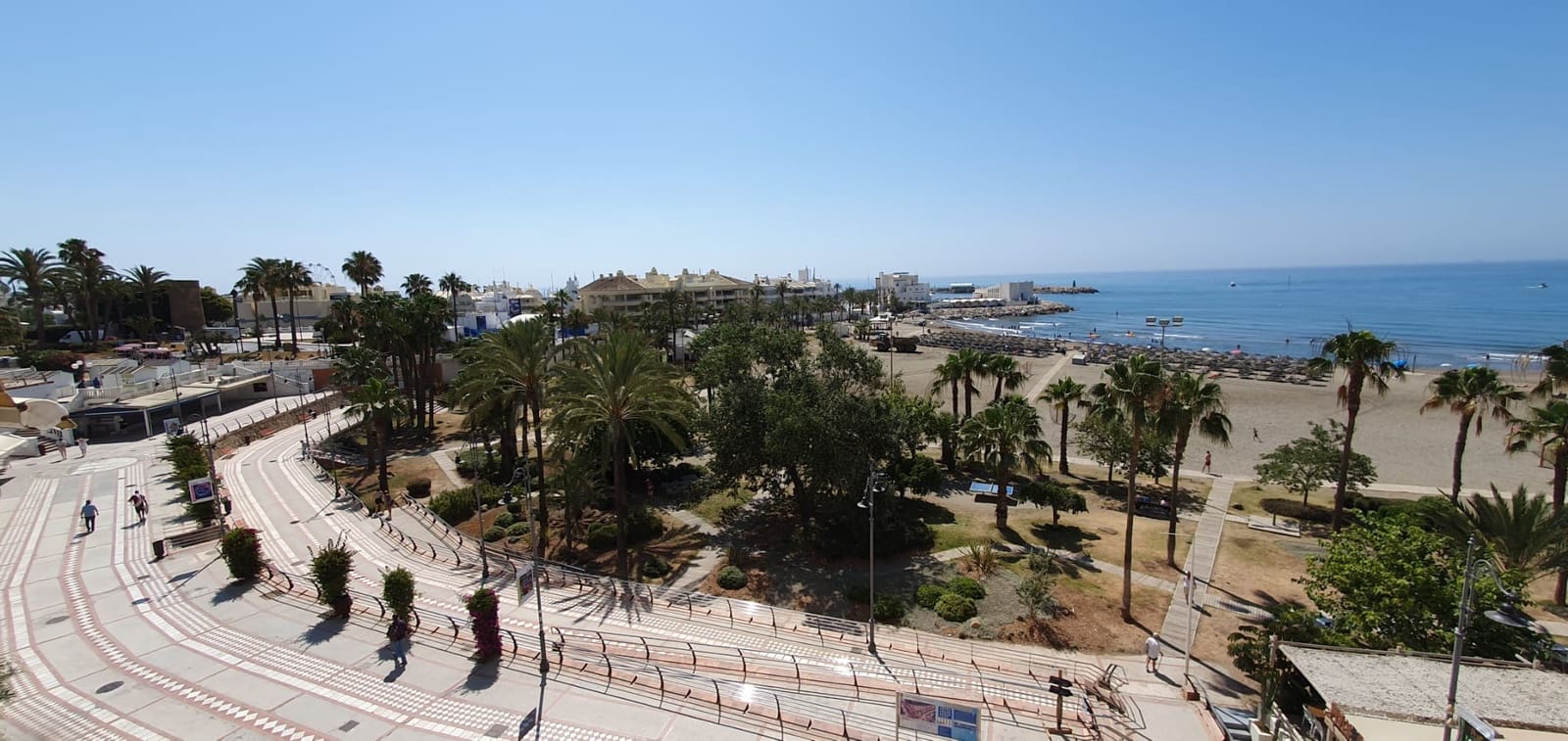 2 soveværelse Lejlighed til salg i Benalmadena med garage - € 450.000 (Ref: 9282700)