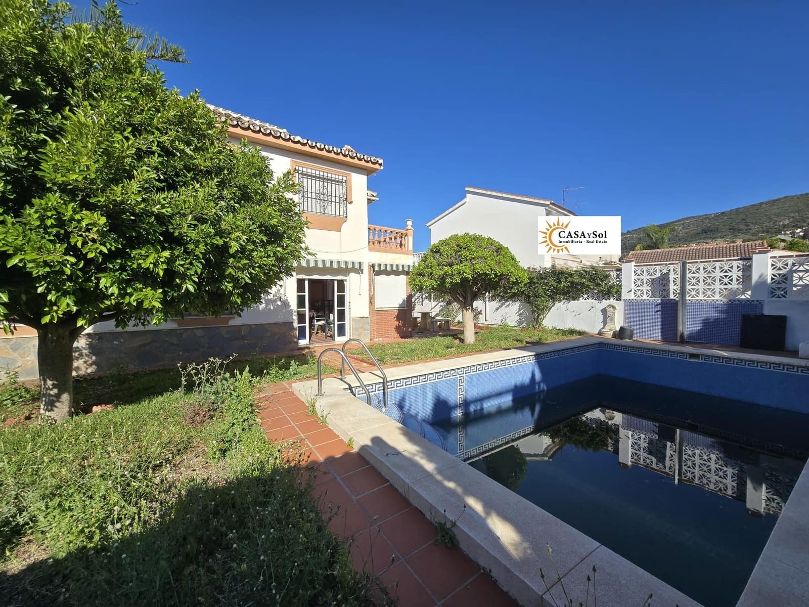 5 slaapkamer Huis te koop in Alhaurin de la Torre met zwembad garage - € 635.000 (Ref: 9282705)