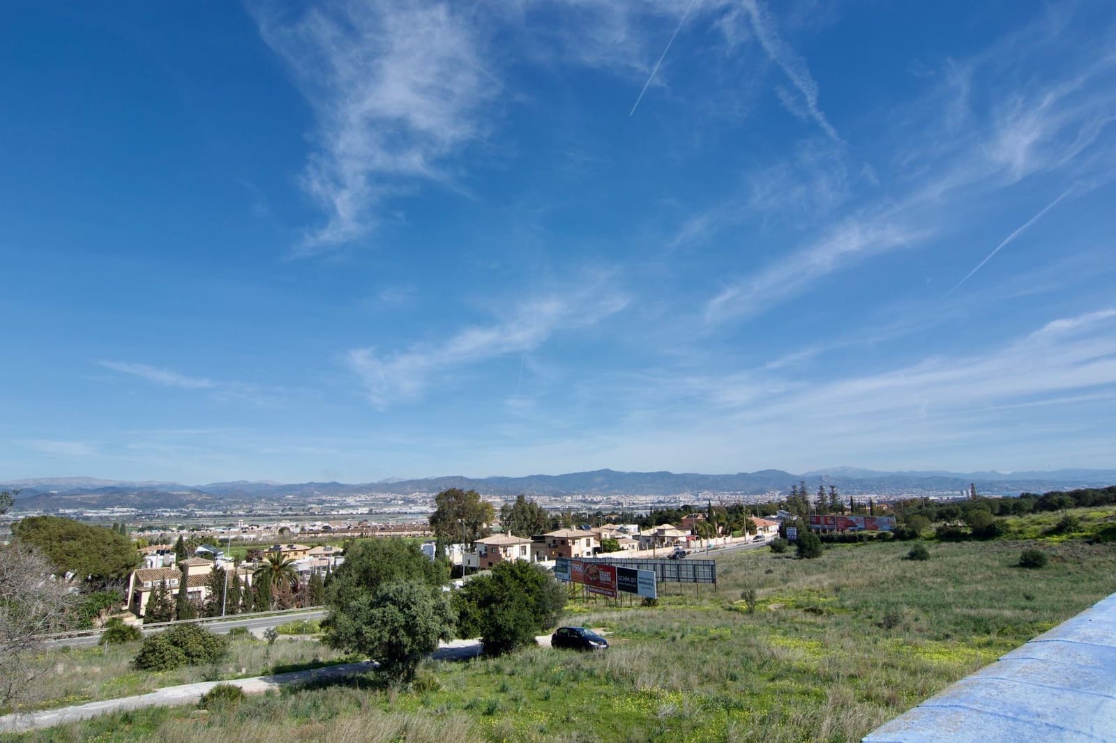 5 slaapkamer Villa te koop in Malaga stad met zwembad garage - € 700.000 (Ref: 9294732)