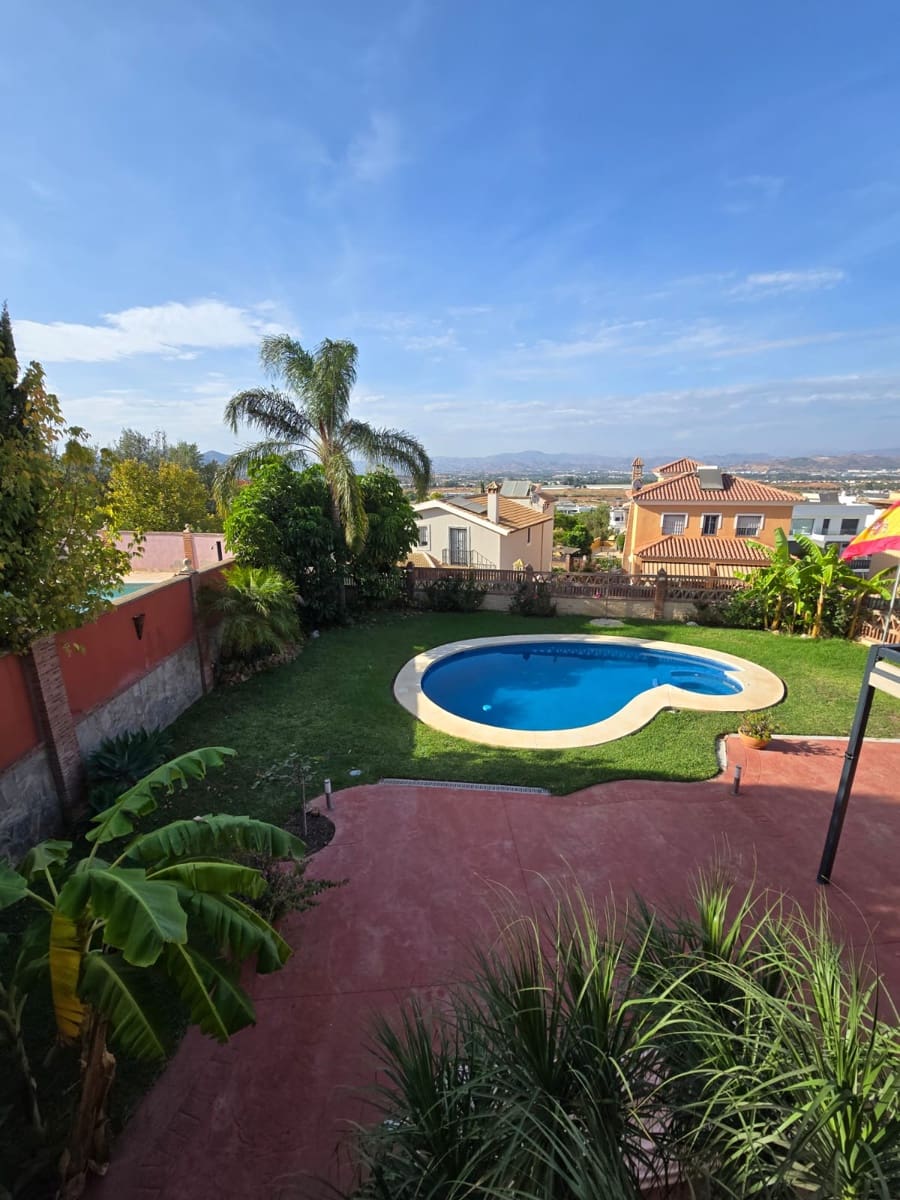 6 soveværelse Villa til salg i Alhaurin de la Torre med swimmingpool garage - € 985.000 (Ref: 9308986)