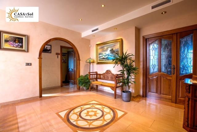 6 soveværelse Villa til salg i Alhaurín de la Torre med swimmingpool garage - € 985.000 (Ref: 9308986)