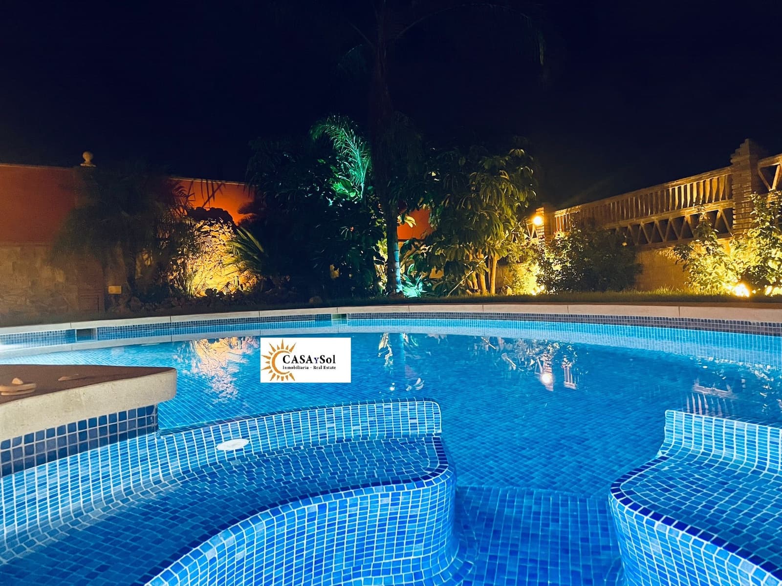 6 soveværelse Villa til salg i Alhaurin de la Torre med swimmingpool garage - € 985.000 (Ref: 9308986)