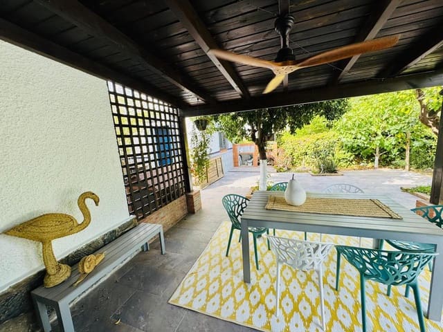 3 soverom Villa til salgs i Alhaurín de la Torre med svømmebasseng garasje - € 590 000 (Ref: 9309046)