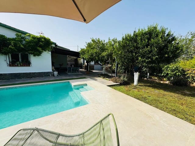 3 soverom Villa til salgs i Alhaurín de la Torre med svømmebasseng garasje - € 590 000 (Ref: 9309046)