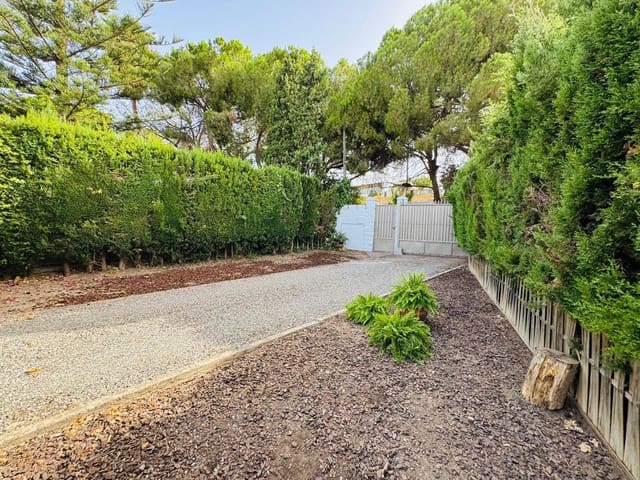 3 soverom Villa til salgs i Alhaurín de la Torre med svømmebasseng garasje - € 590 000 (Ref: 9309046)