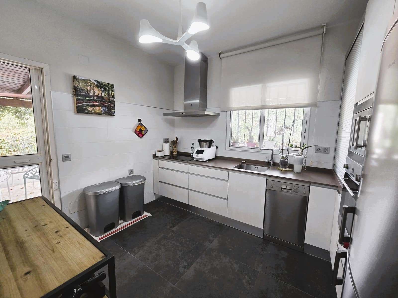 3 soveværelse Villa til salg i Alhaurin de la Torre med swimmingpool garage - € 590.000 (Ref: 9309046)