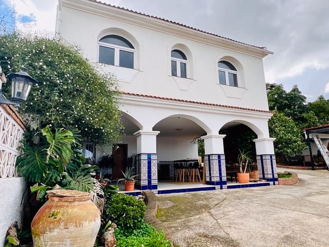 4 soveværelse Villa til salg i Alhaurín de la Torre med swimmingpool garage - € 536.000 (Ref: 9314247)