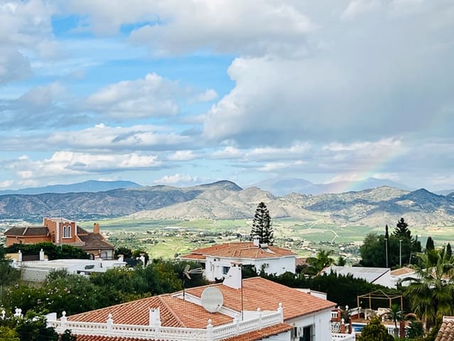 4 soveværelse Villa til salg i Alhaurín de la Torre med swimmingpool garage - € 536.000 (Ref: 9314247)