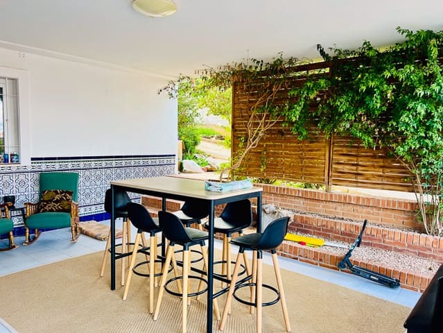 4 soveværelse Villa til salg i Alhaurín de la Torre med swimmingpool garage - € 536.000 (Ref: 9314247)