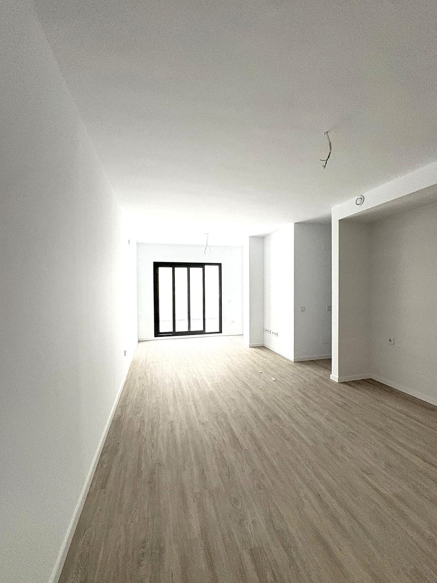 1 sypialnia Apartament na sprzedaż w Miasto Malaga z basenem garażem - 265 000 € (Ref: 9325605)
