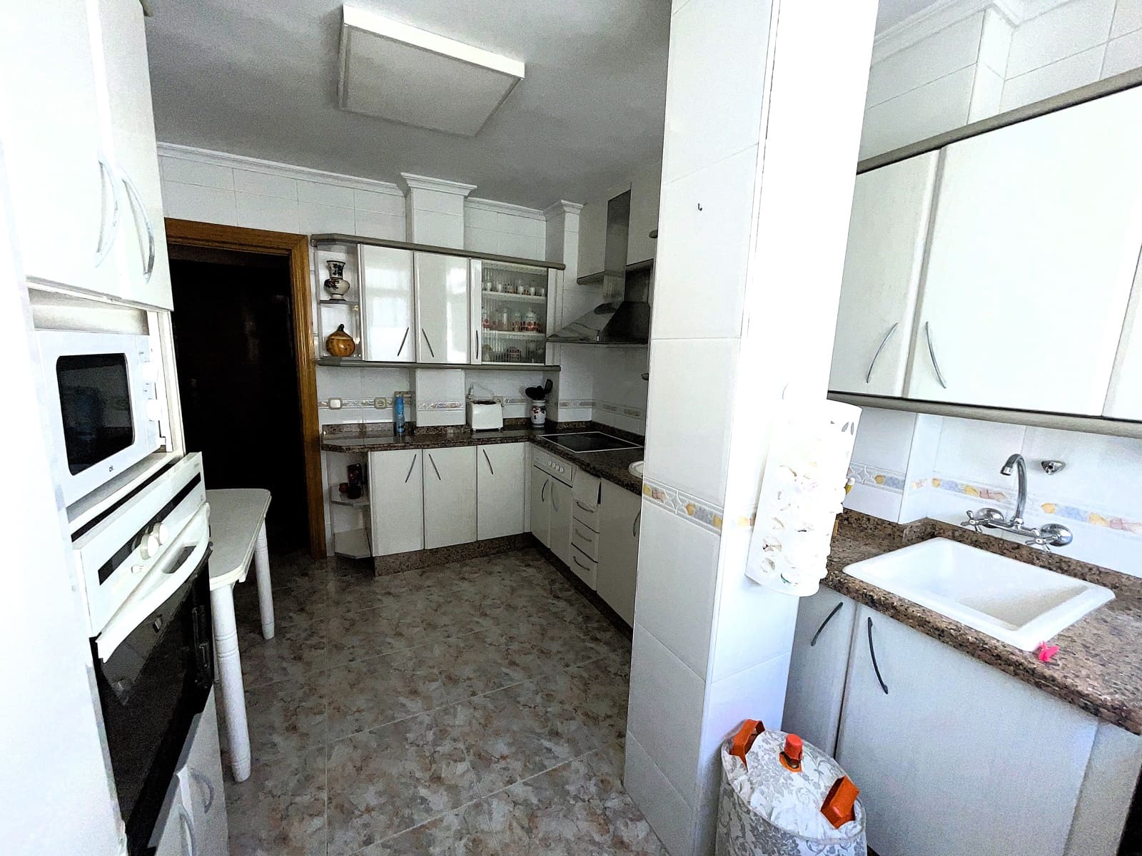 4 soveværelse Penthouse til salg i Malaga by med garage - € 629.000 (Ref: 9327027)