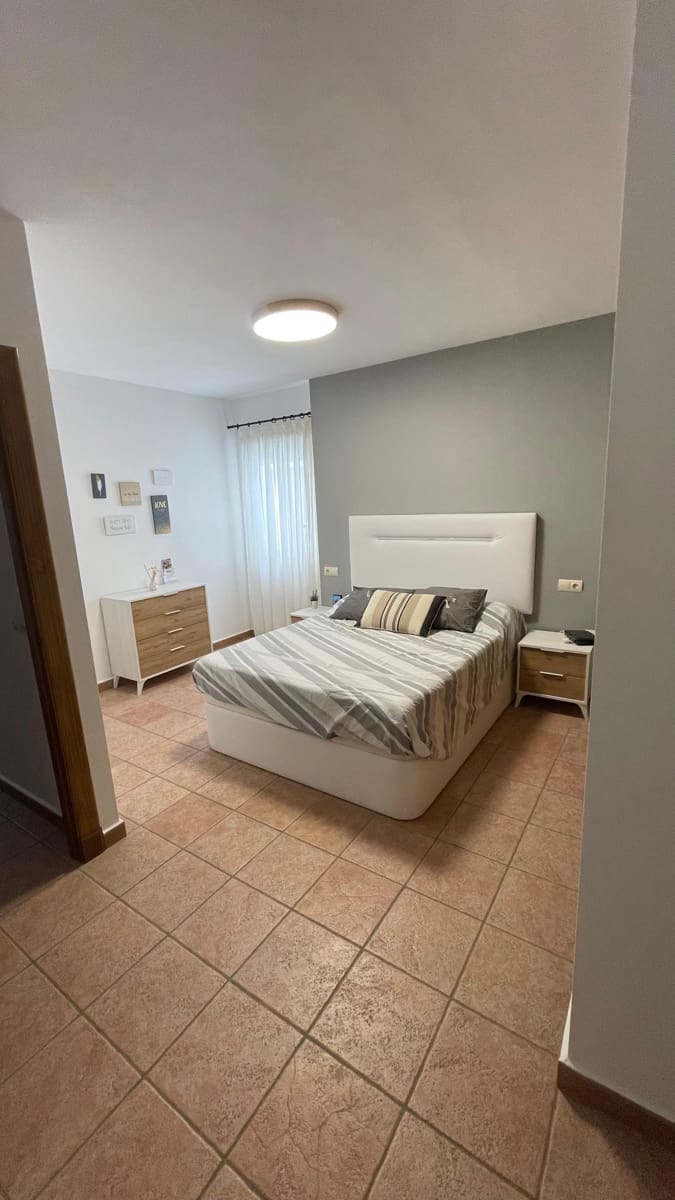 3 sypialnia Penthouse do wynajęcia w Alhaurin el Grande z garażem - 1 150 € (Ref: 9357453)