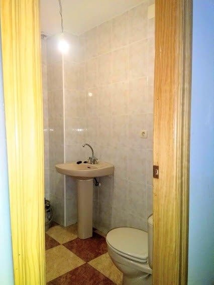 Commercial for sale in La Zubia - € 75,000 (Ref: 6160073)