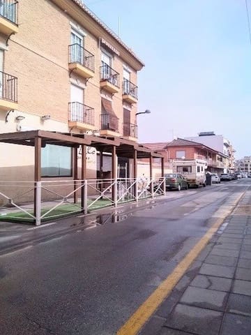 Commercial for sale in La Zubia - € 75,000 (Ref: 6160073)