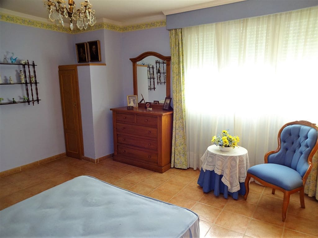 5 soveværelse Villa til salg i Cullar Vega med swimmingpool garage - € 535.000 (Ref: 6160184)