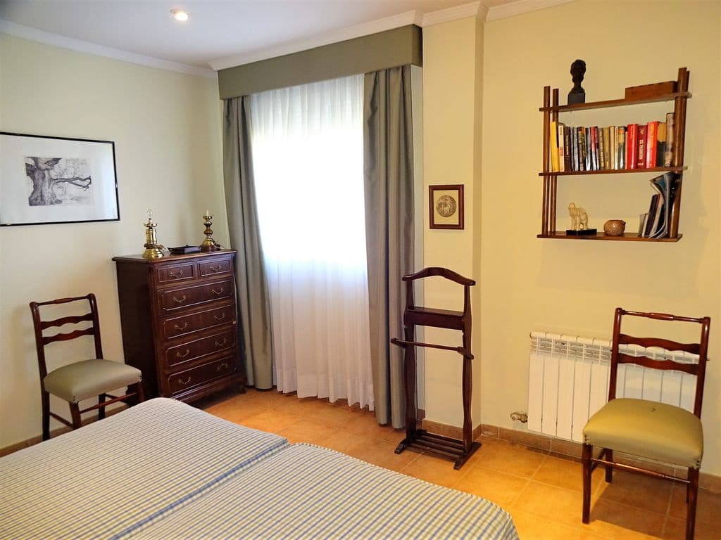 5 soveværelse Villa til salg i Cullar Vega med swimmingpool garage - € 535.000 (Ref: 6160184)