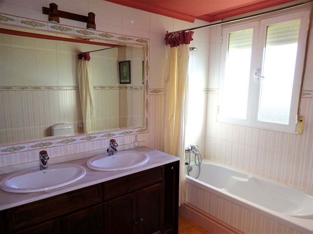 5 soveværelse Villa til salg i Cullar Vega med swimmingpool garage - € 535.000 (Ref: 6160184)