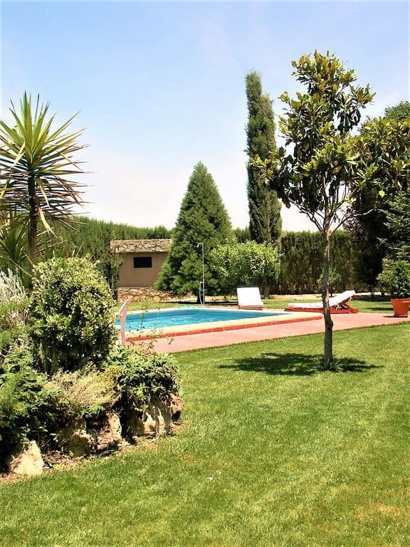 5 soveværelse Villa til salg i Cullar Vega med swimmingpool garage - € 535.000 (Ref: 6160184)