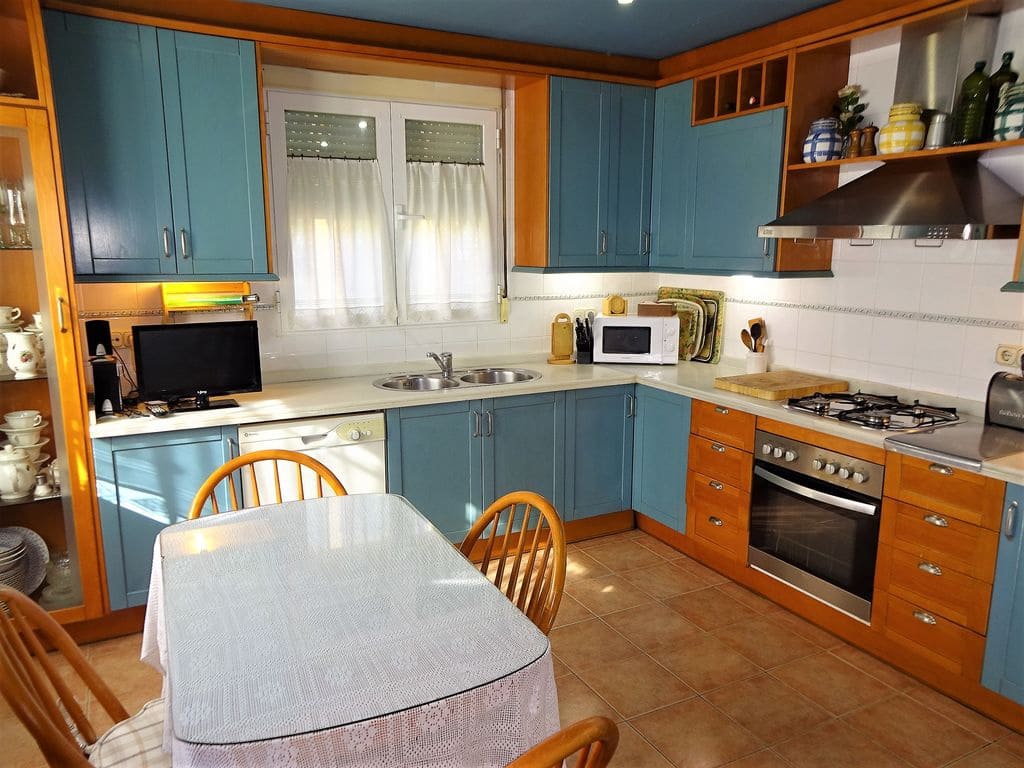 5 soveværelse Villa til salg i Cullar Vega med swimmingpool garage - € 535.000 (Ref: 6160184)