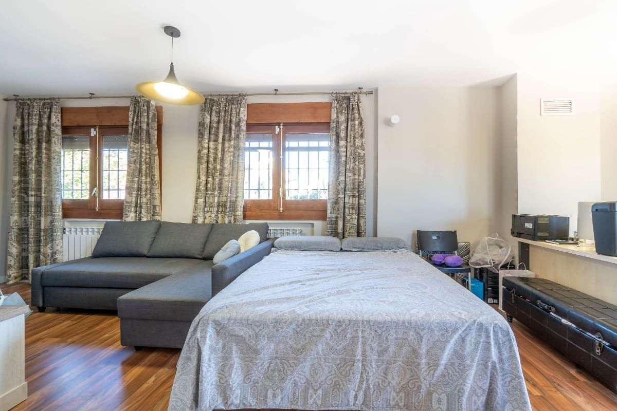 5 soverom Villa til salgs i Albolote med svømmebasseng garasje - € 950 000 (Ref: 6720628)