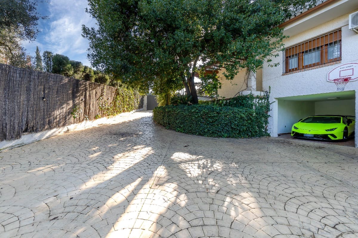 5 soverom Villa til salgs i Albolote med svømmebasseng garasje - € 950 000 (Ref: 6720628)