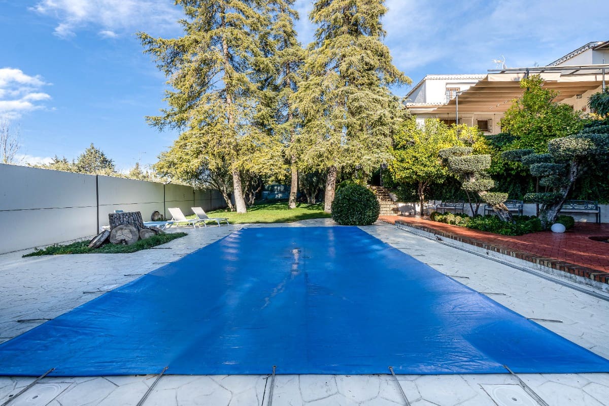 5 soverom Villa til salgs i Albolote med svømmebasseng garasje - € 950 000 (Ref: 6720628)