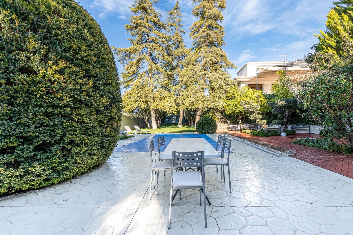 5 soverom Villa til salgs i Albolote med svømmebasseng garasje - € 950 000 (Ref: 6720628)