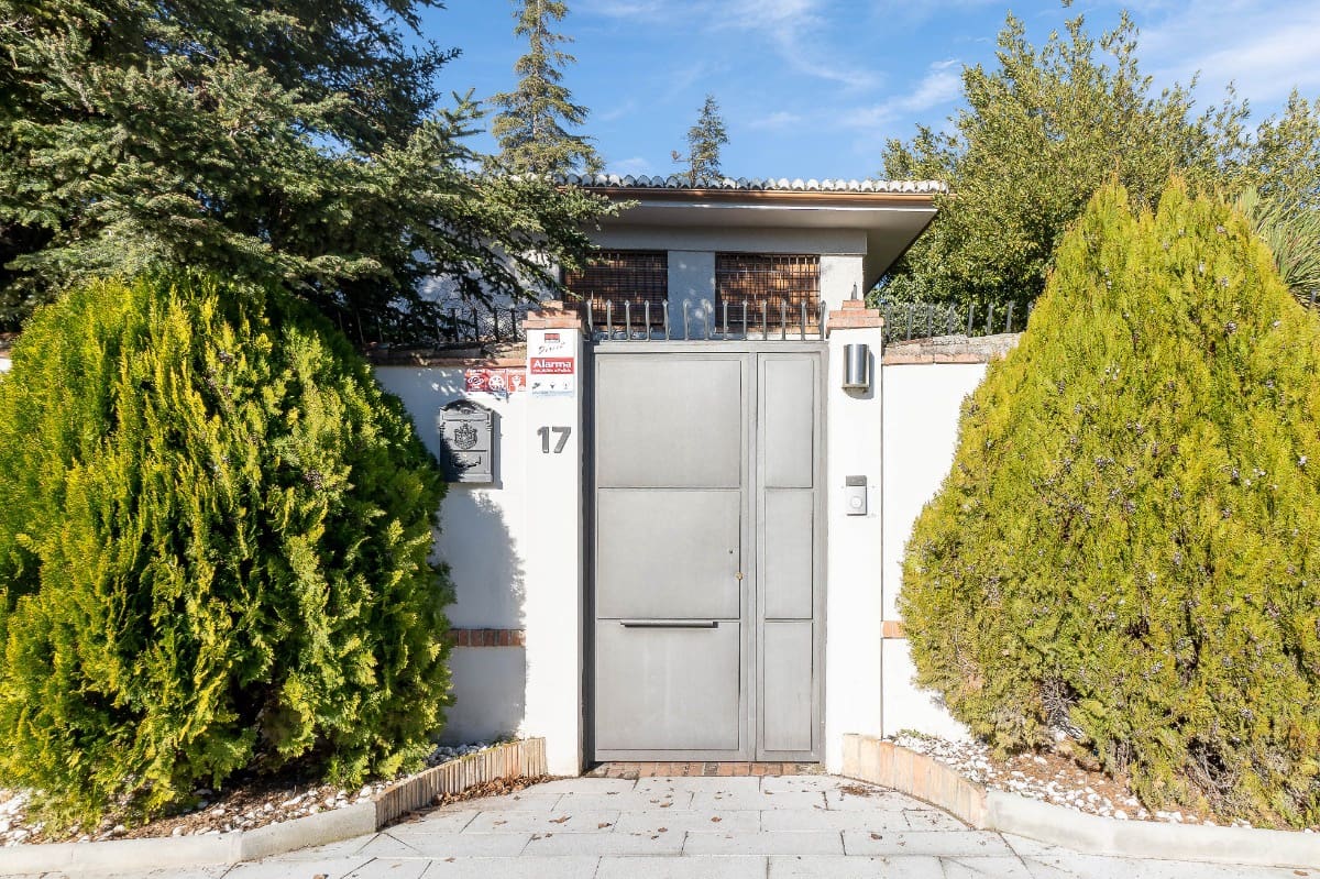 5 soverom Villa til salgs i Albolote med svømmebasseng garasje - € 950 000 (Ref: 6720628)