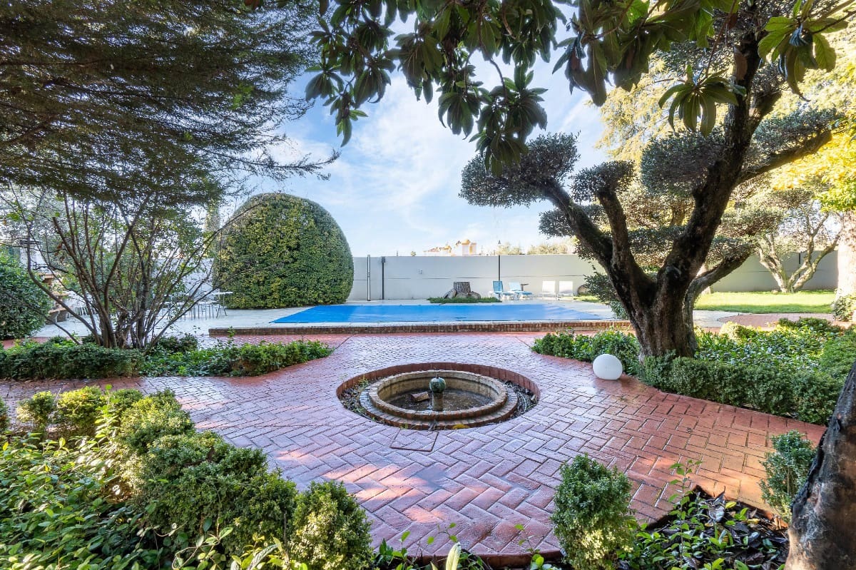 5 soverom Villa til salgs i Albolote med svømmebasseng garasje - € 950 000 (Ref: 6720628)