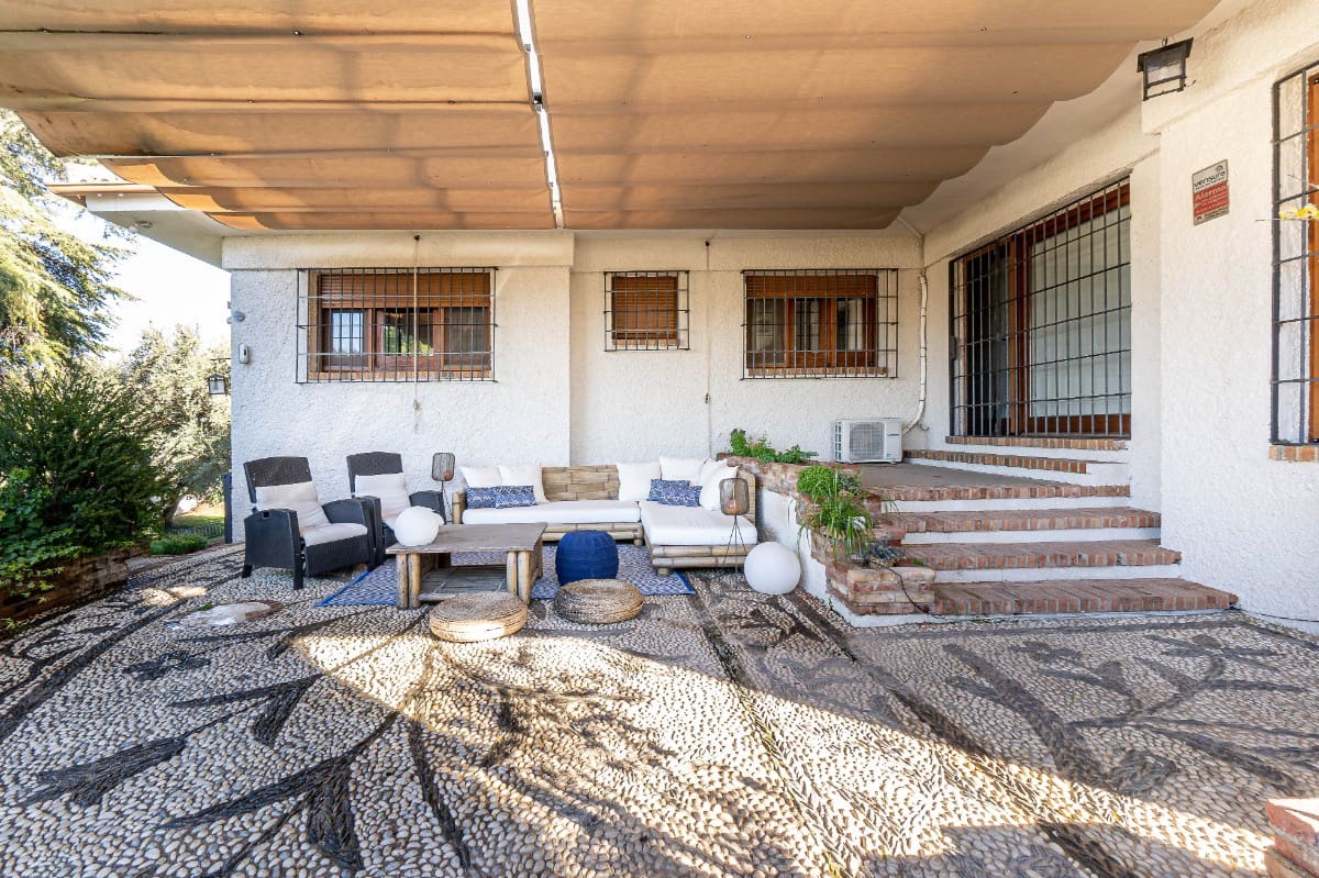 5 soverom Villa til salgs i Albolote med svømmebasseng garasje - € 950 000 (Ref: 6720628)