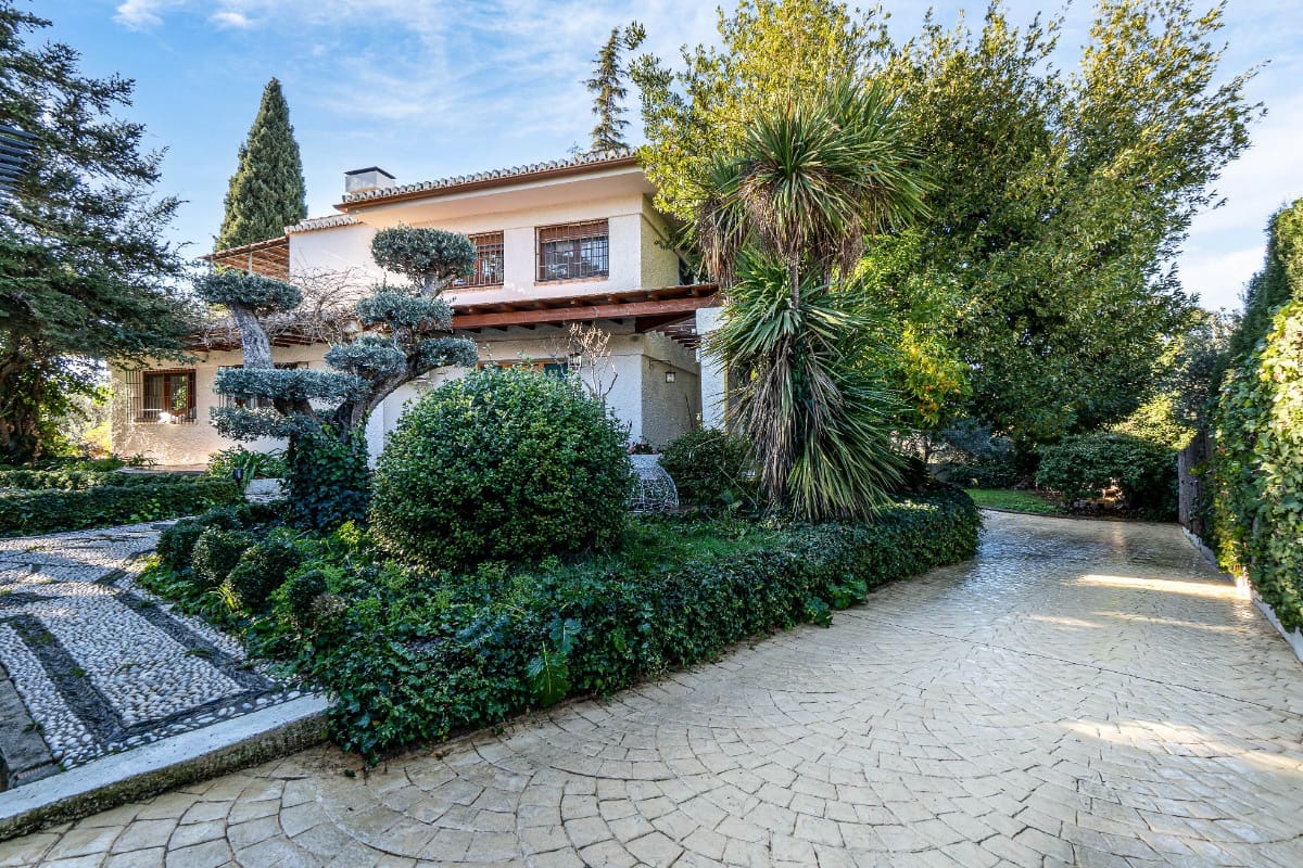 5 soverom Villa til salgs i Albolote med svømmebasseng garasje - € 950 000 (Ref: 6720628)